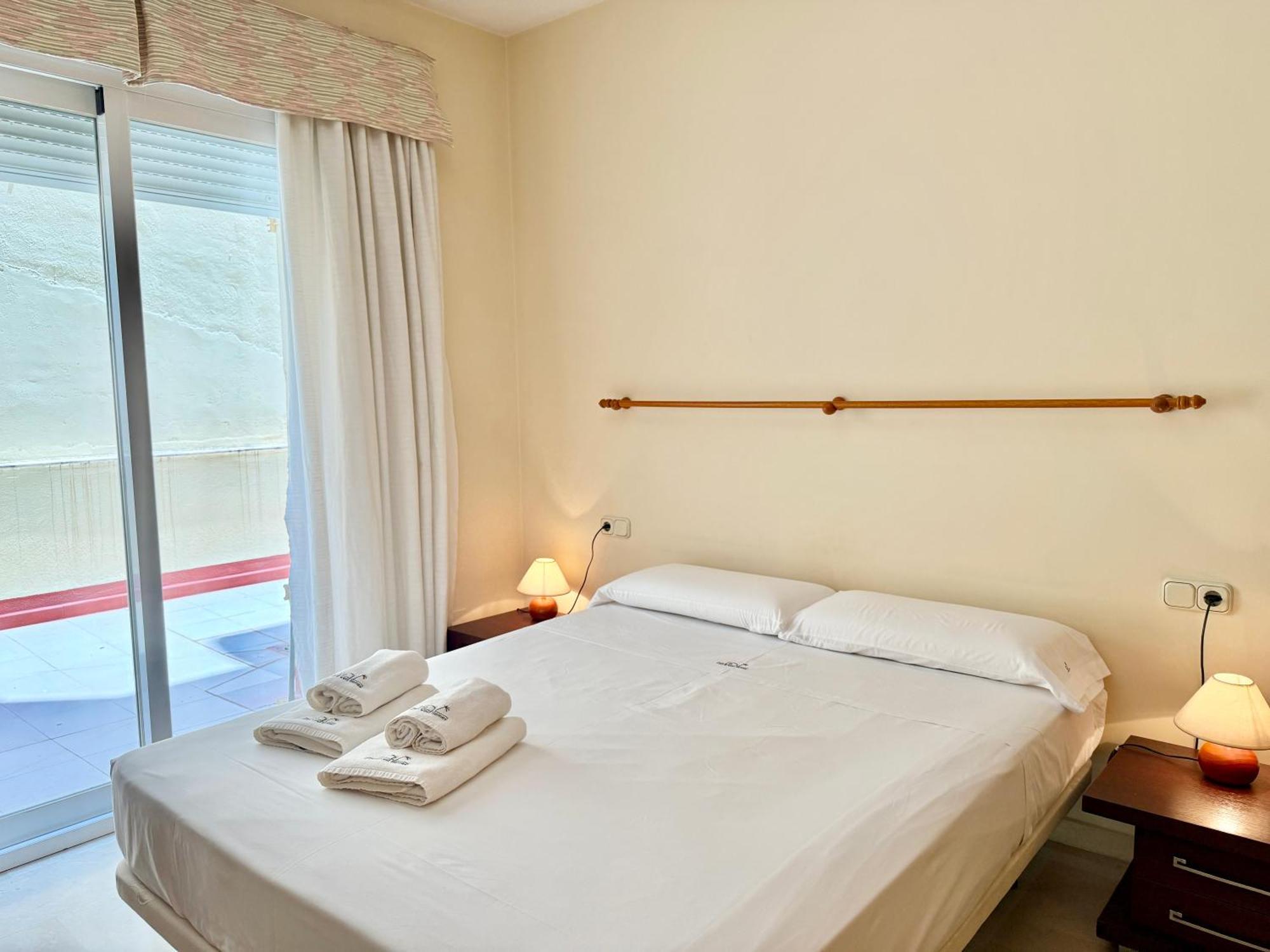 Center Ii - Eaw Homes Apartament