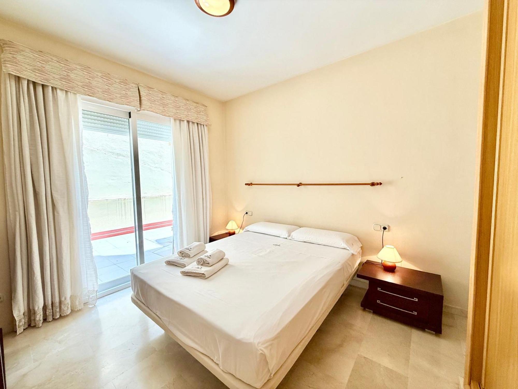 Center Ii - Eaw Homes Marbella